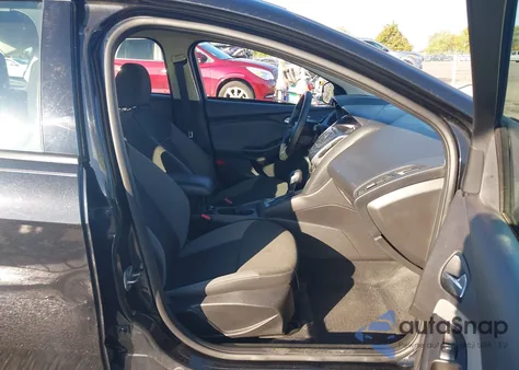 2014 Ford Focus Se из США, поврежденный, VIN 1FADP3F26EL346525